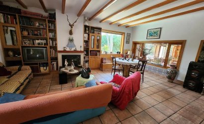 Resale - Villa -
Sax