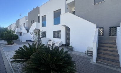 Herverkoop - Apartment -
La Zenia - Costa Blanca