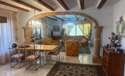 Herverkoop - Villa -
Jávea - Montgó