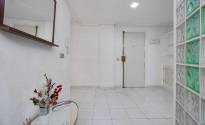 Reventa - Apartment -
Torrevieja - Centro