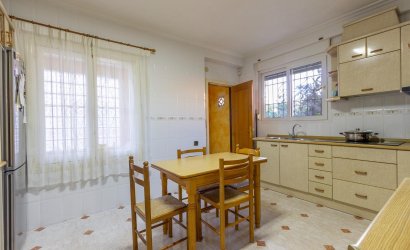 Herverkoop - Villa -
Torrevieja - Los Balcones