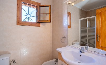 Herverkoop - Villa -
Benijofar - Costa Blanca