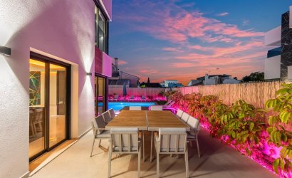 Herverkoop - Villa -
Torrevieja - Torreta Florida