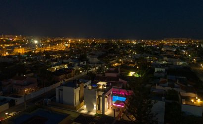 Herverkoop - Villa -
Torrevieja - Torreta Florida