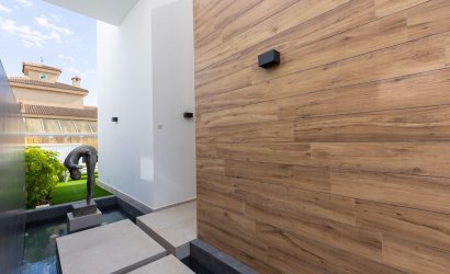 Herverkoop - Villa -
Torrevieja - Torreta Florida