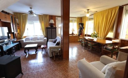 Herverkoop - Town House -
Torrevieja - Costa Blanca