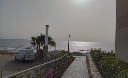 Revente - Apartment -
Torrevieja - Punta Prima