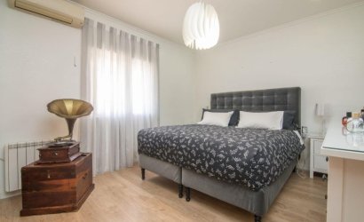 Herverkoop - Villa -
Elche - Costa Blanca