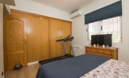Herverkoop - Villa -
Elche - Costa Blanca