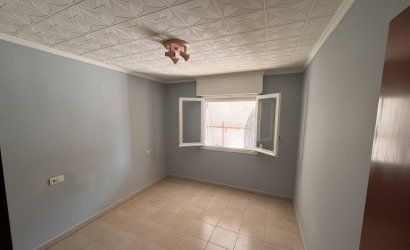 Herverkoop - Bungalow -
Torrevieja - La Siesta - El Salado - Torreta