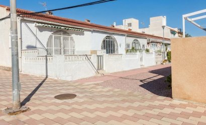 Herverkoop - Bungalow -
Torrevieja - La Siesta - El Salado - Torreta