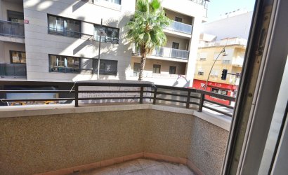 Herverkoop - Apartment -
Torrevieja - Centro
