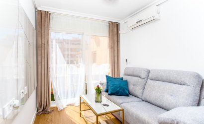 Herverkoop - Apartment -
Torrevieja - Centro