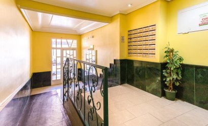 Herverkoop - Apartment -
Torrevieja - Centro