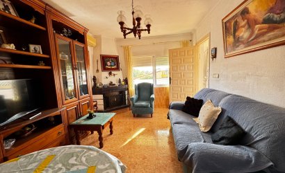 Revente - Villa -
Punta Prima