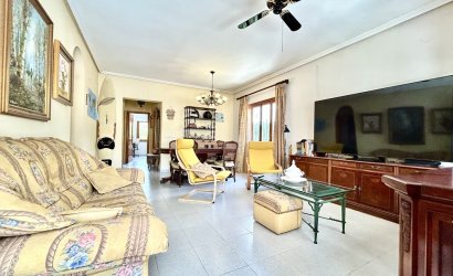 Reventa - Villa -
La Zenia - Costa Blanca