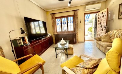 Reventa - Villa -
La Zenia - Costa Blanca