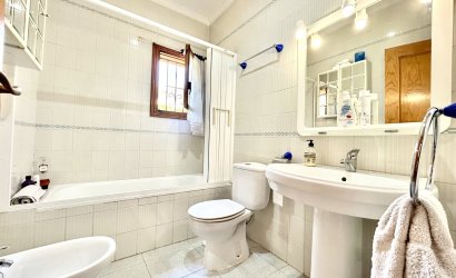 Reventa - Villa -
La Zenia - Costa Blanca