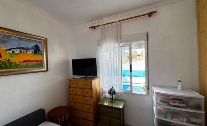 Revente - Villa -
Punta Prima