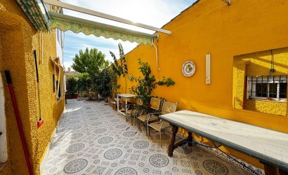 Revente - Villa -
Punta Prima