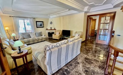 Resale - Country House -
Castalla