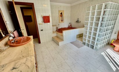 Resale - Country House -
Castalla