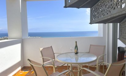 Herverkoop - Apartment -
Manilva - Inland