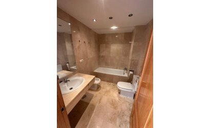 Herverkoop - Apartment -
Selwo - Inland