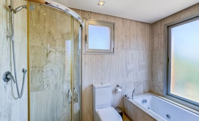 Herverkoop - Town House -
Manilva - Inland