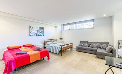 Herverkoop - Town House -
Manilva - Inland