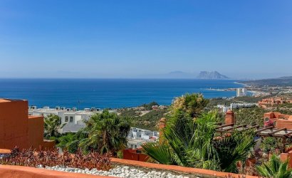 Herverkoop - Town House -
Manilva - Inland