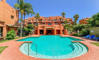 Herverkoop - Town House -
Manilva - Inland