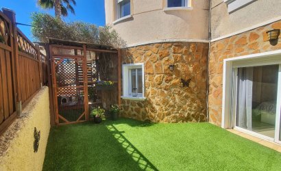 Herverkoop - Villa -
Orihuela Costa - Villamartin