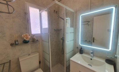 Herverkoop - Villa -
Orihuela Costa - Villamartin