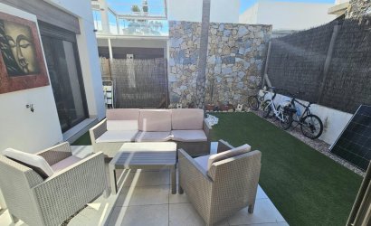 Herverkoop - Villa -
Orihuela Costa - Costa Blanca