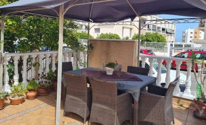 Herverkoop - Villa -
Orihuela Costa - Costa Blanca