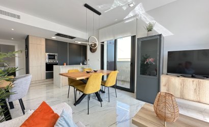 Herverkoop - Apartment -
Playa Flamenca