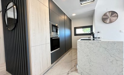 Herverkoop - Apartment -
Playa Flamenca