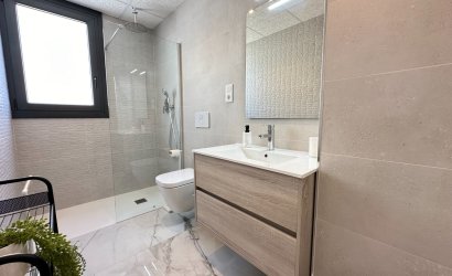 Herverkoop - Apartment -
Playa Flamenca