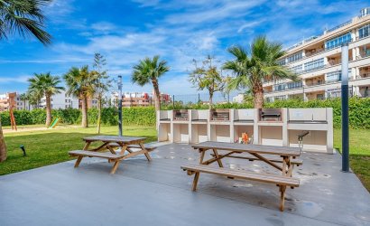 Herverkoop - Apartment -
Playa Flamenca