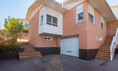 Herverkoop - Villa -
MOLINA DEL SEGURA