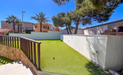 Herverkoop - Villa -
Torrevieja - Los Balcones
