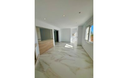 Herverkoop - Villa -
Torrevieja - Los Balcones