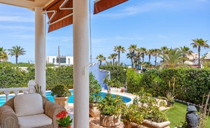 Herverkoop - Villa -
Torrevieja - La Mata