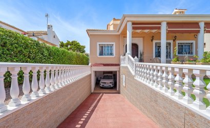 Herverkoop - Villa -
Torrevieja - La Mata