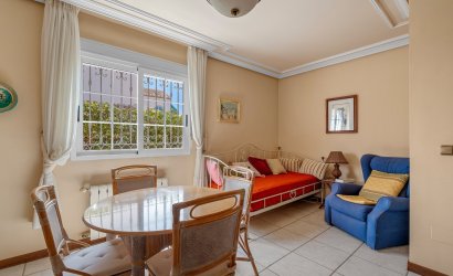 Herverkoop - Villa -
Torrevieja - La Mata