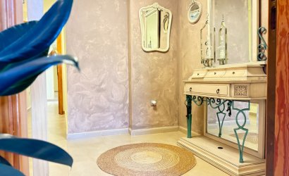 Herverkoop - Apartment -
Sucina