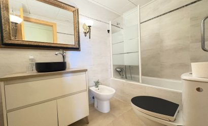 Herverkoop - Apartment -
Sucina