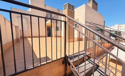 Herverkoop - Apartment -
Sucina