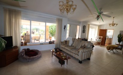 Herverkoop - Country House -
Hondón de las Nieves - LA CANALOSA